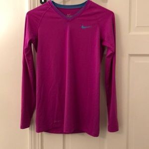 NIKE running top ONLY WORN ONCE